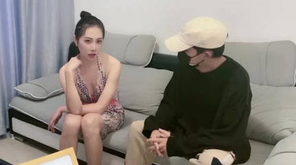 采访AV女优激情对白-欣怡